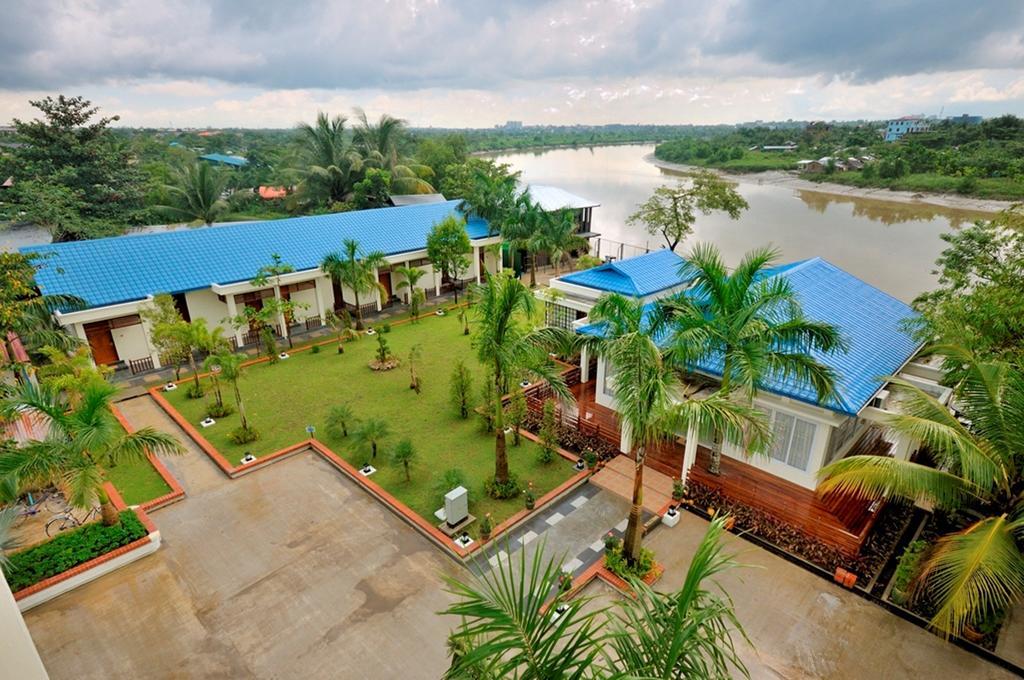 Royal Golden View Hotel Yangon Esterno foto